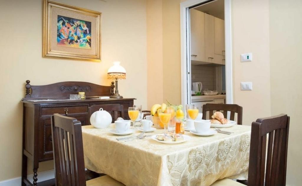 Longhi Holidays House Rome Bilik gambar